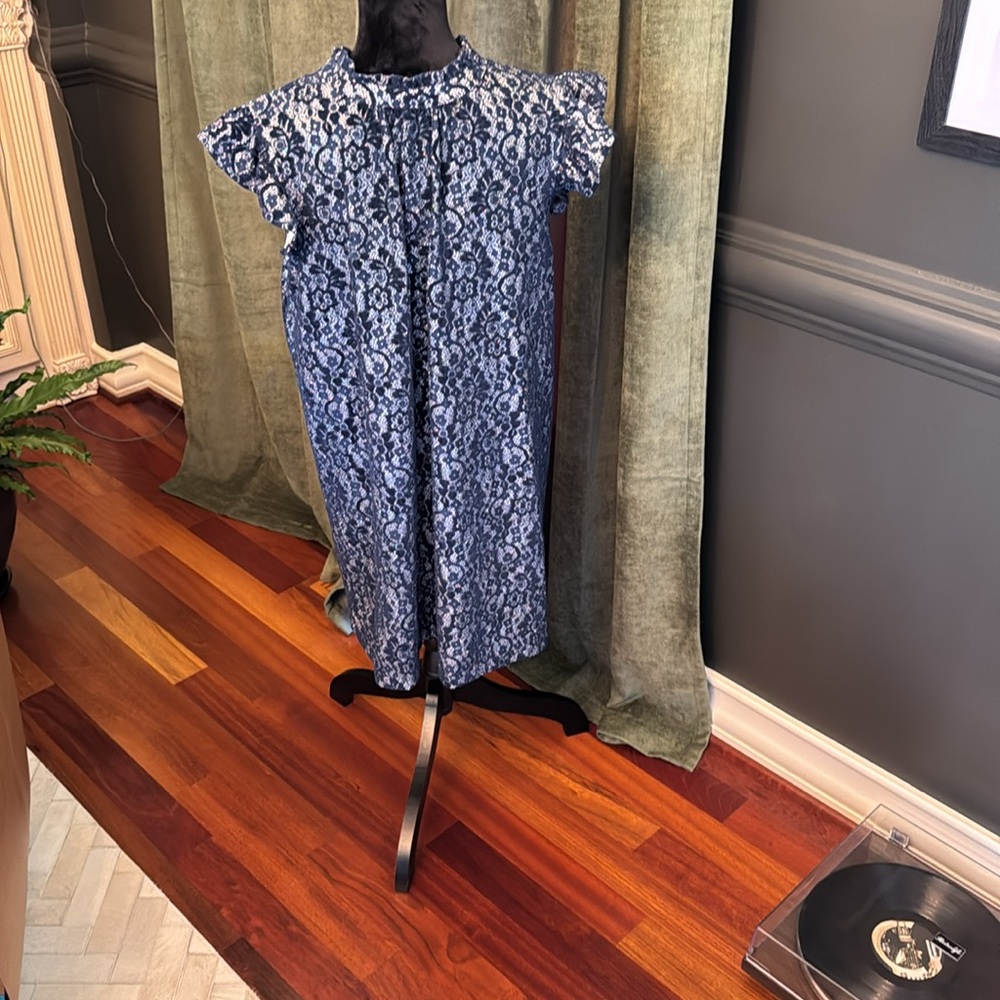 Medium sized blue voy dress